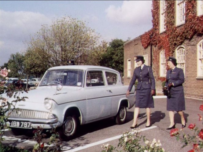 1960 Ford Anglia Deluxe [105E]