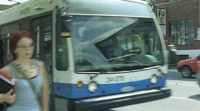 2004 NovaBus LFS Series II [40102]