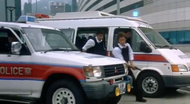 1991 Mitsubishi Pajero HK Police [V40]