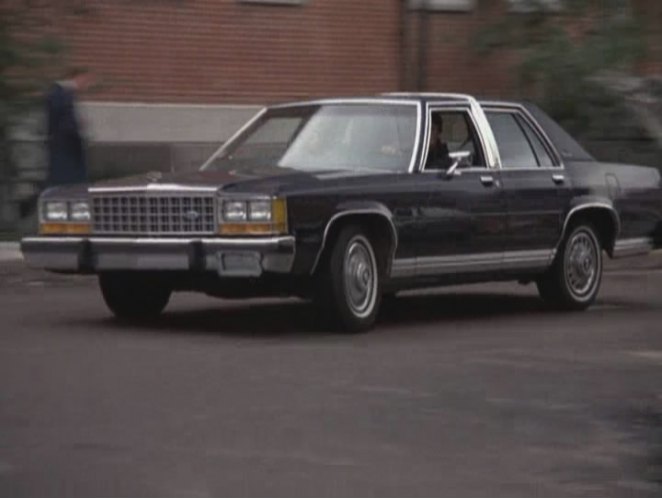 1985 Ford LTD Crown Victoria