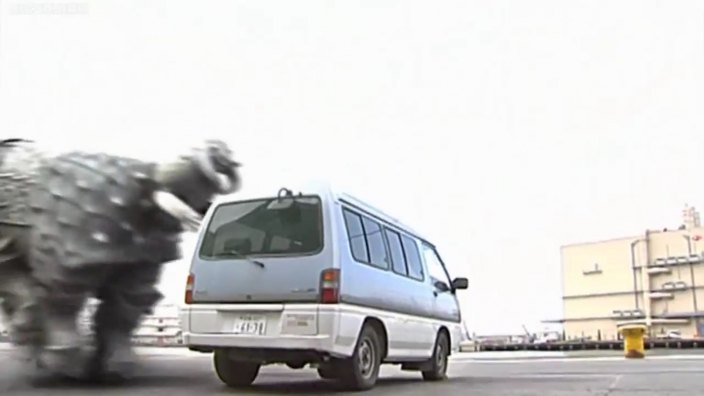 1986 Mitsubishi Delica Star Wagon Turbo-D [P05W]