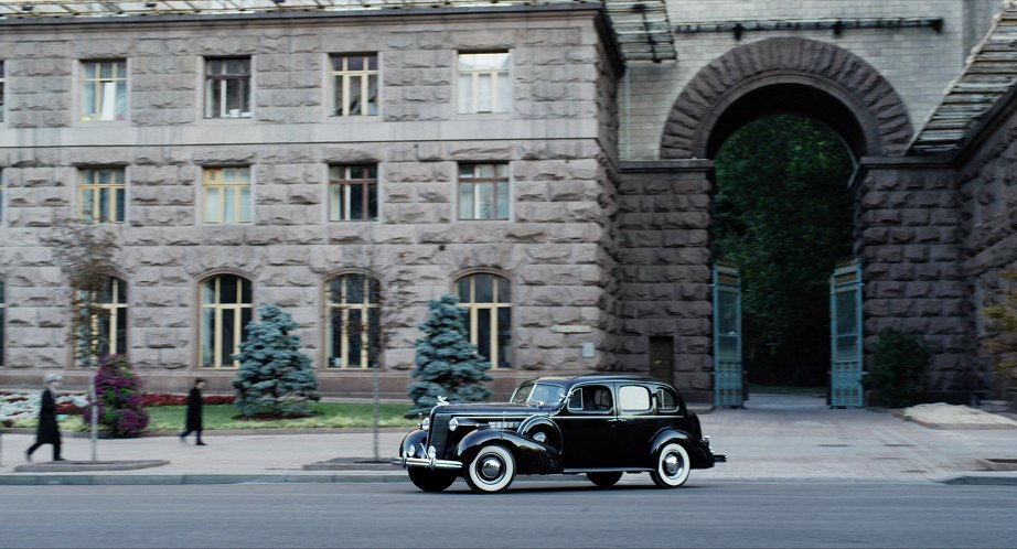 1937 Buick Roadmaster