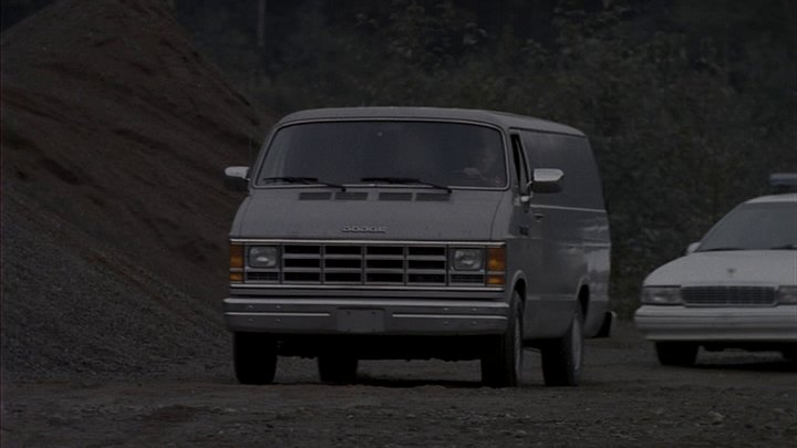 1986 Dodge Ram Van Maxivan