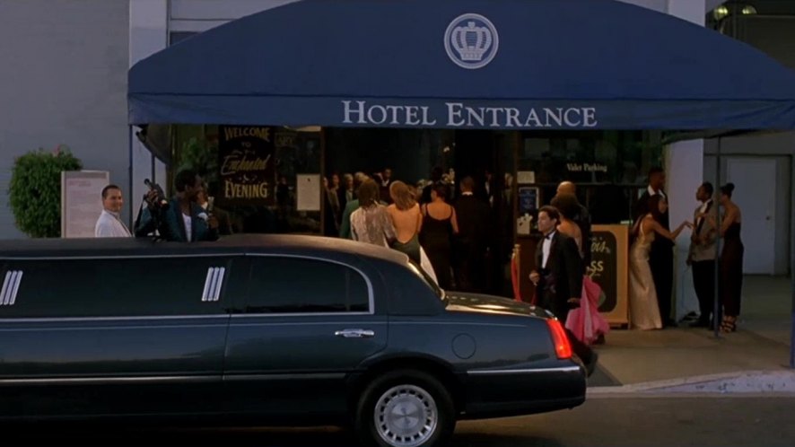 1998 Lincoln Town Car Stretched Limousine