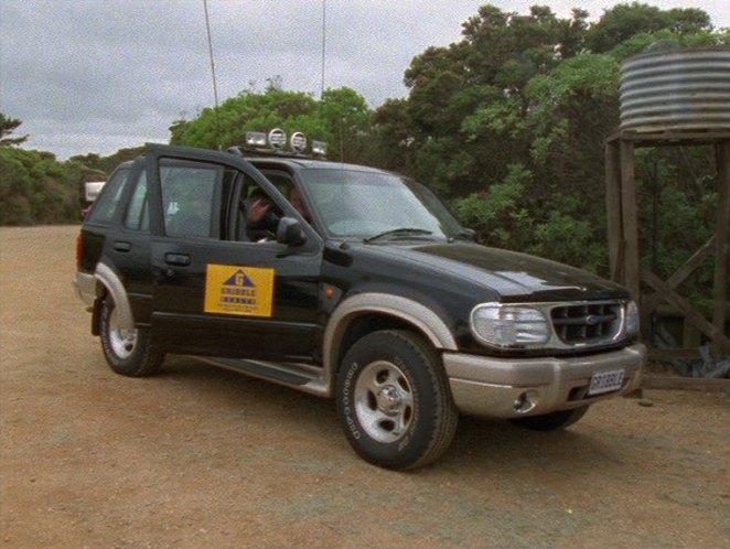 1999 Ford Explorer [UN150]