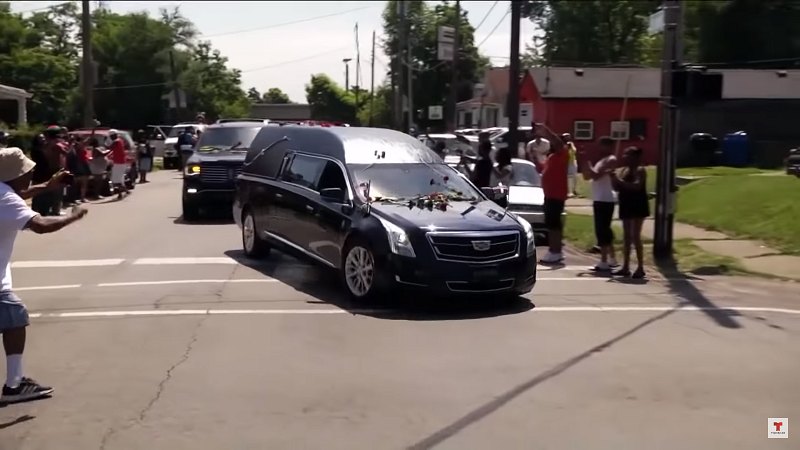 2016 Cadillac XTS Funeral Coach Federal Coach 'Heritage' [BQ9]