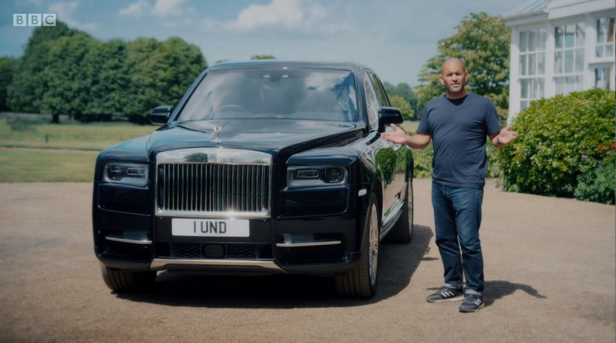 Rolls Royce Cullinan (2019) - The Best Luxury SUV! 