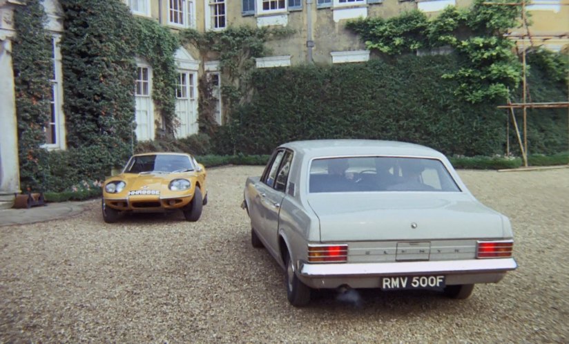 1967 Marcos 1650 GT