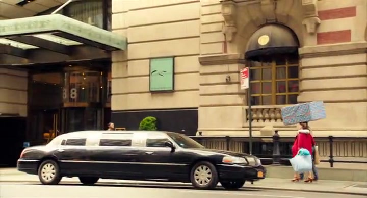 2005 Lincoln Town Car Stretched Limousine