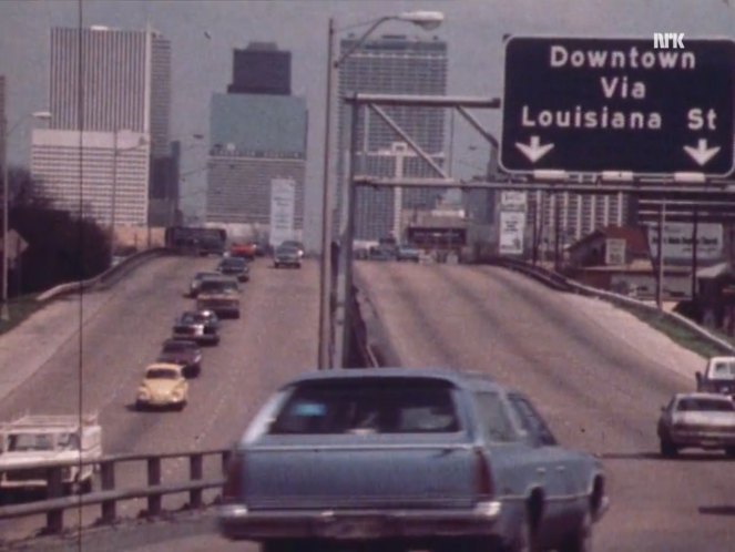 1974 Plymouth Fury Custom Suburban [PH45/46]