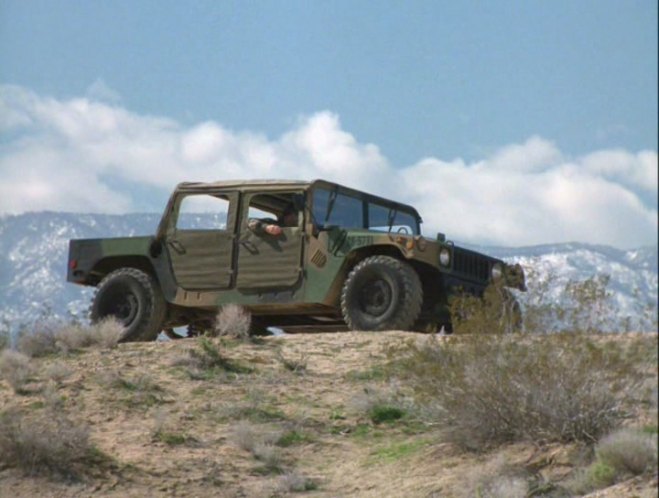 AM General HMMWV M1043