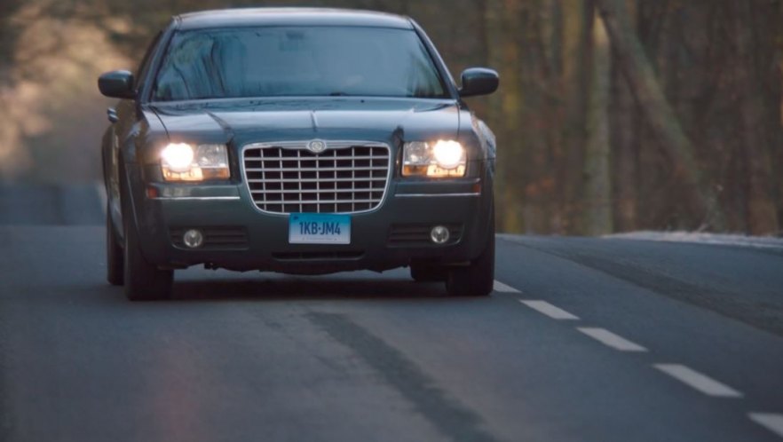 2005 Chrysler 300 [LX]