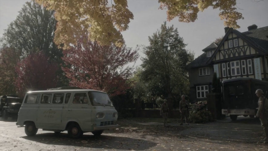 1962 Ford Falcon Club Wagon [E-100]