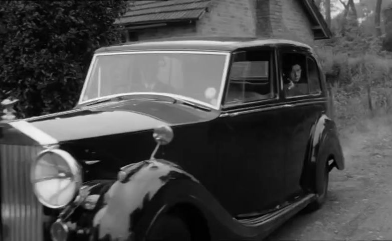 Rolls-Royce Silver Wraith Six-Light Enclosed Limousine H.J. Mulliner