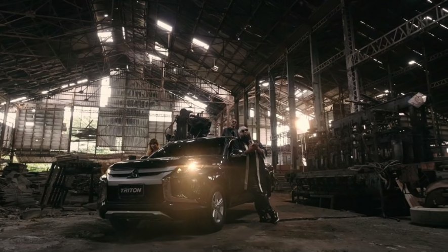 2019 Mitsubishi Triton 4x2 Mega Cab 2.5 GLX