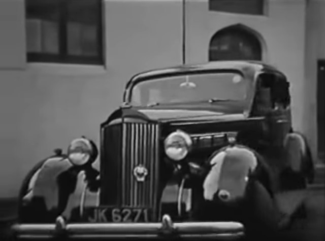 1937 Packard One-Twenty Sedan [120C]