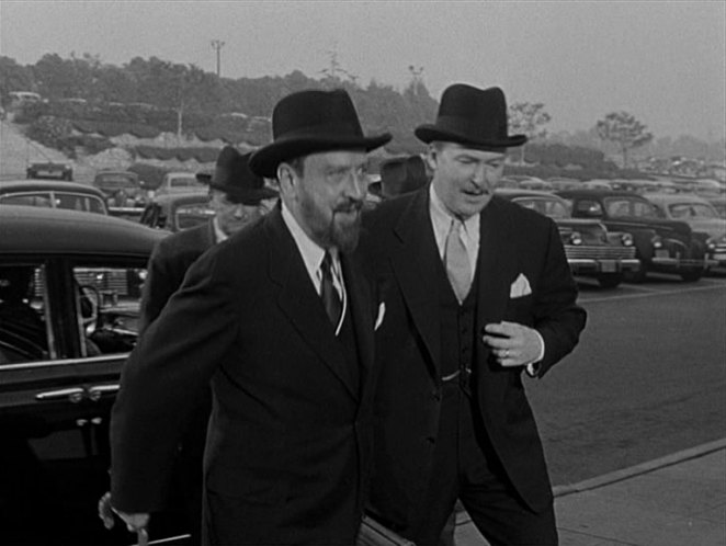 1941 Lincoln Zephyr Sedan [16H-73]