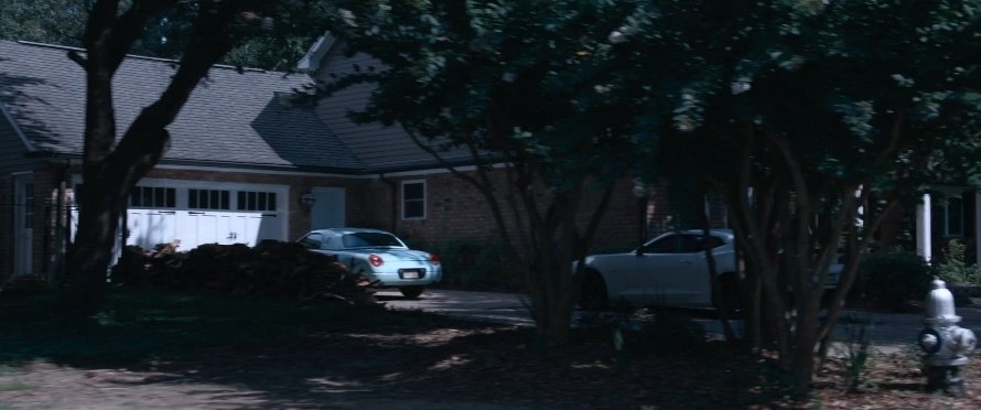 2002 Ford Thunderbird [DEW98]