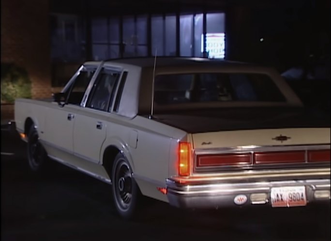 1984 Lincoln Town Car [54D]
