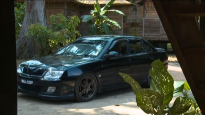 Proton Waja