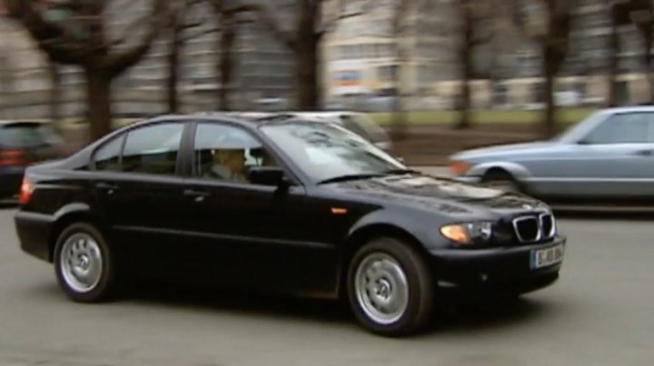 2002 BMW 3 [E46]
