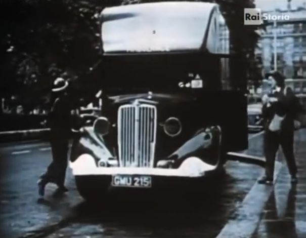 1938 Morris-Commercial LC1 30cwt Van as 'Emergency Ambulance'