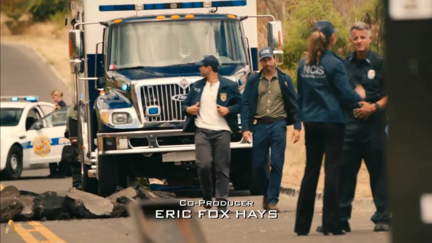 2002 International 7000-Series Pierce Mobile Command Center