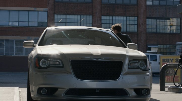 2012 Chrysler 300 SRT-8 [LX]