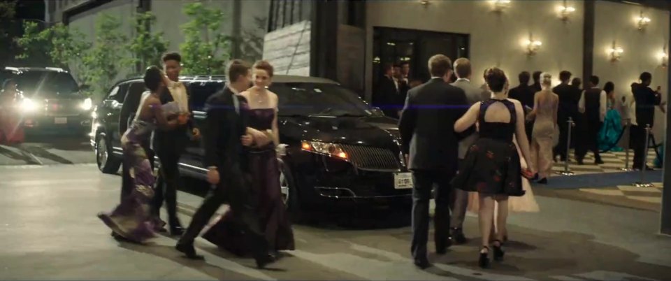 2013 Lincoln MKT Stretched Limousine [D472]