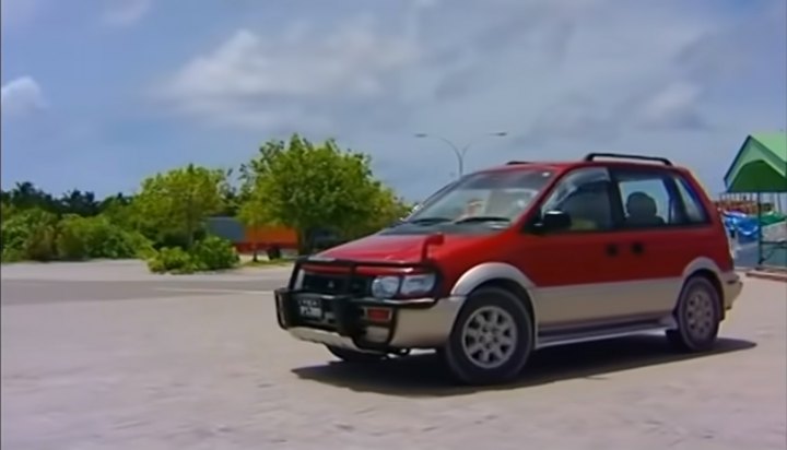 Mitsubishi RVR