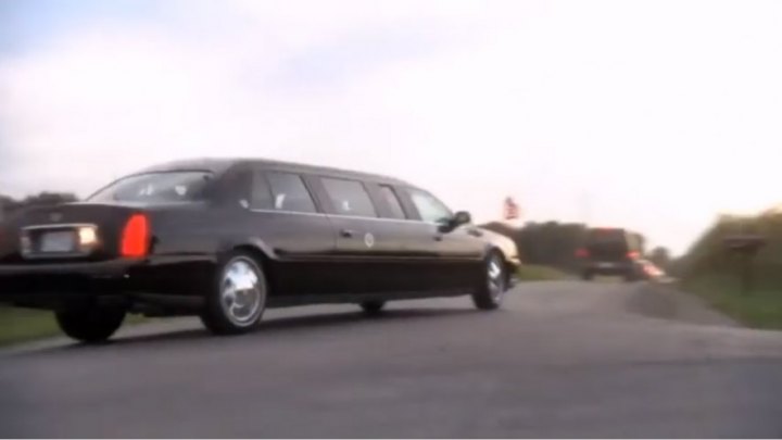 2000 Cadillac DeVille Stretched Limousine