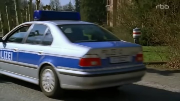 BMW 5 [E39]