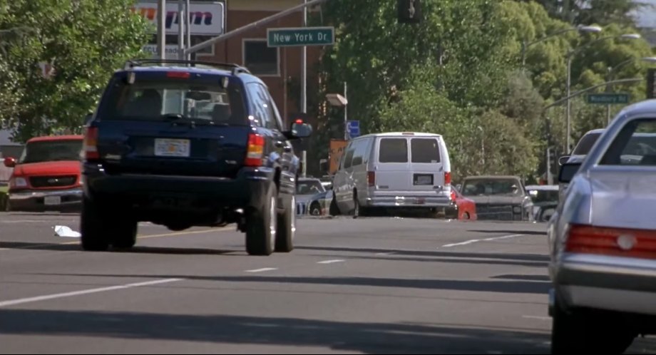 1999 Ford E-350 Super Duty Extended Wagon