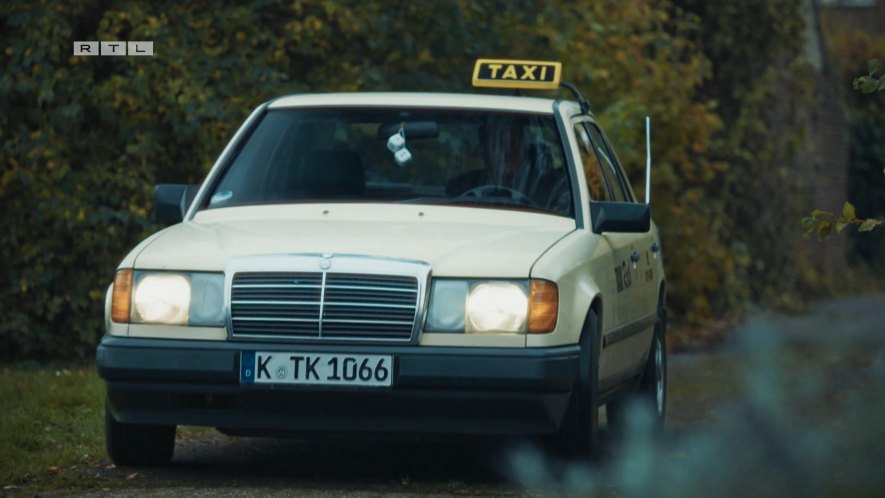 1986 Mercedes-Benz 200 E [W124]