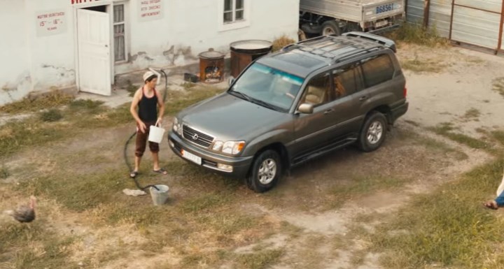Lexus LX 470 [UZJ100]