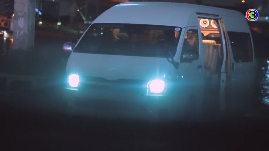 2014 Toyota Commuter [H220]