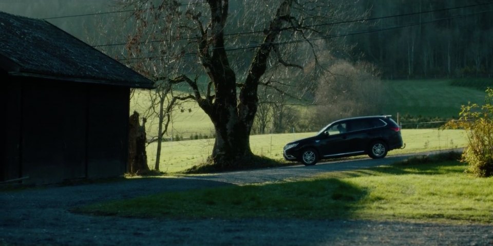 2016 Mitsubishi Outlander PHEV [GG2W]