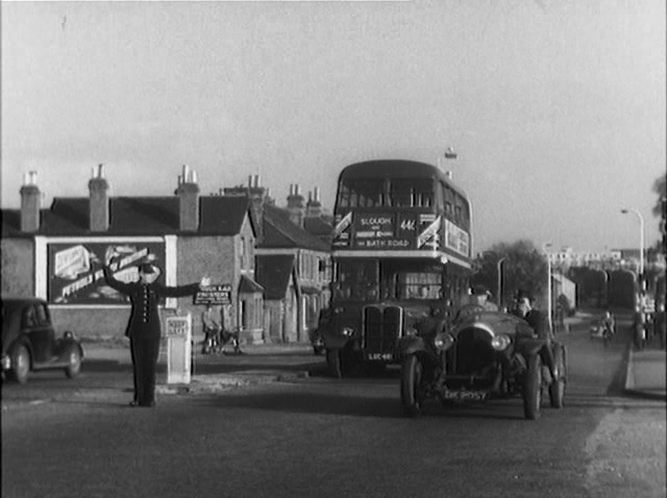 AEC Regent III RT