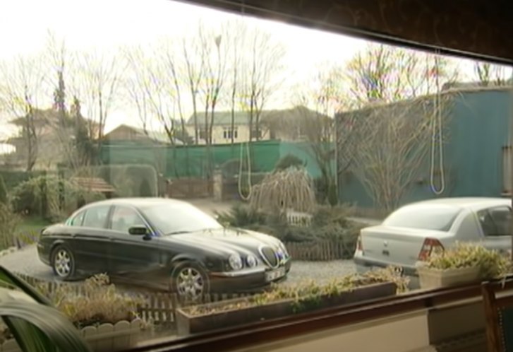 Jaguar S-Type [X200]