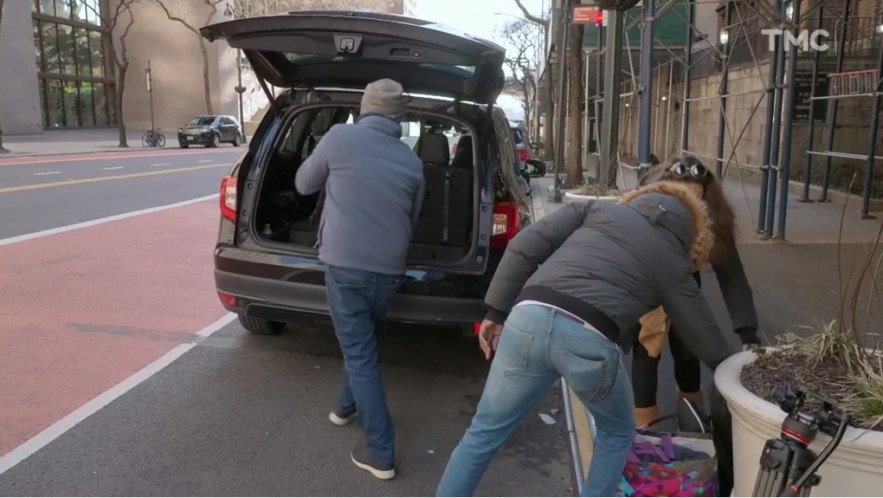 IMCDb.org: 2019 Honda Pilot [YF6] in "Les mystères de l'amour, 2011-2023"