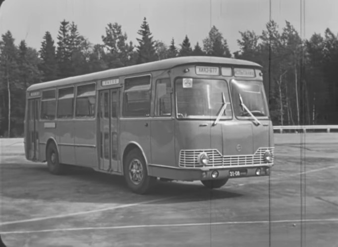 1965 LiAZ 677 pre-production