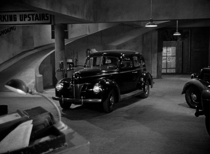 1940 Ford V8 De Luxe Fordor Sedan [01A]