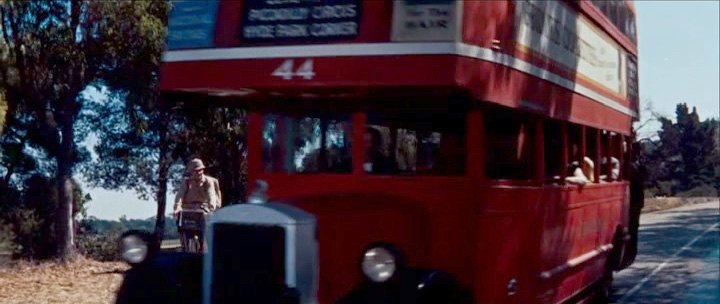 Made For Movie 'London bus' based on Fageol Safety Coach