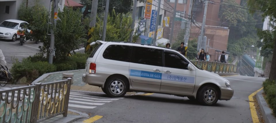 2001 Kia Carnival II 2.9 CRDi Park [GQ]