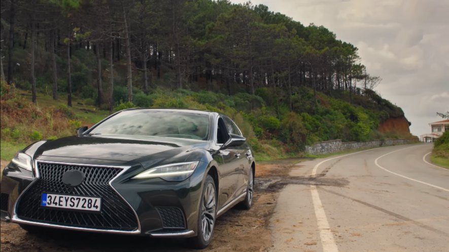 Lexus LS [XF50]