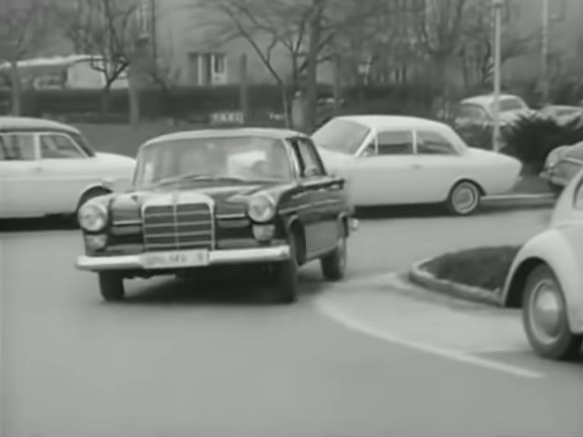 1966 Mercedes-Benz 200 D [W110]