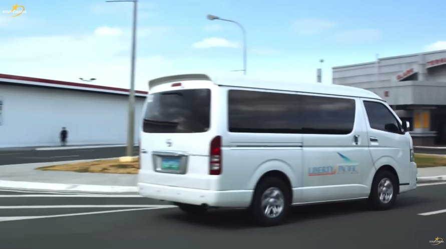 2010 Toyota HiAce Super Grandia [H200]