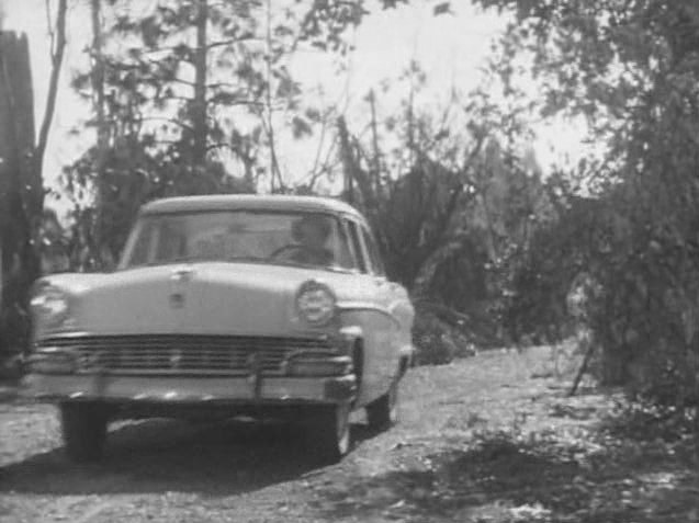 1956 Ford Customline Fordor Sedan [73B]