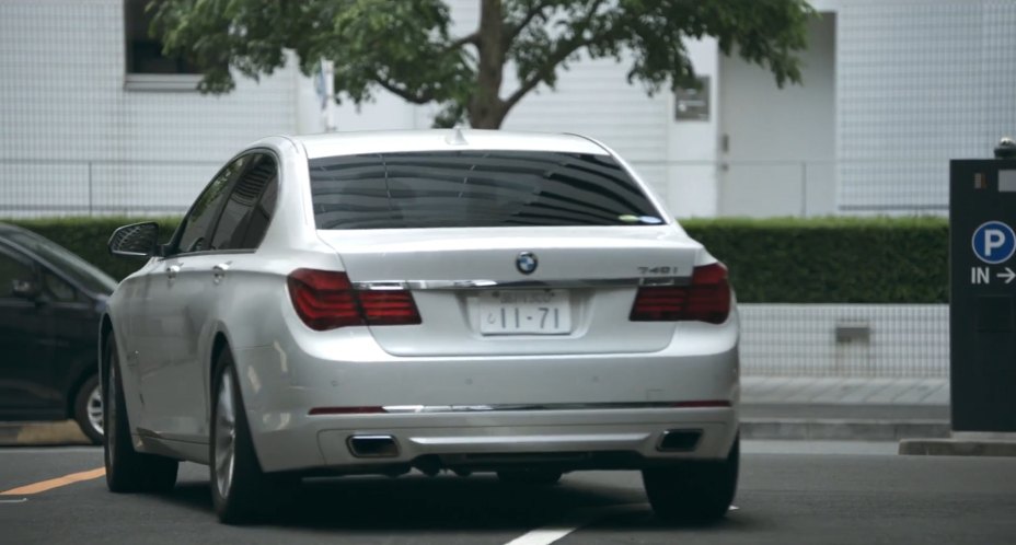 2013 BMW 740i [F01]
