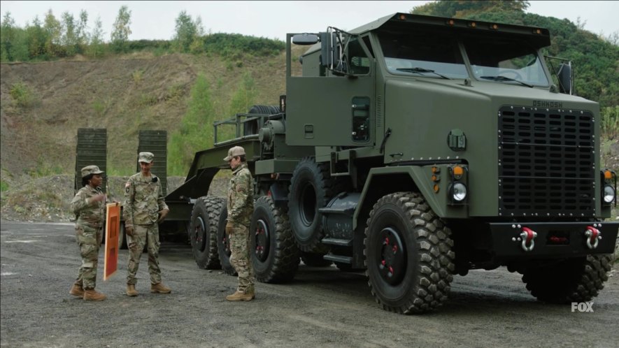 Oshkosh M1070 HET